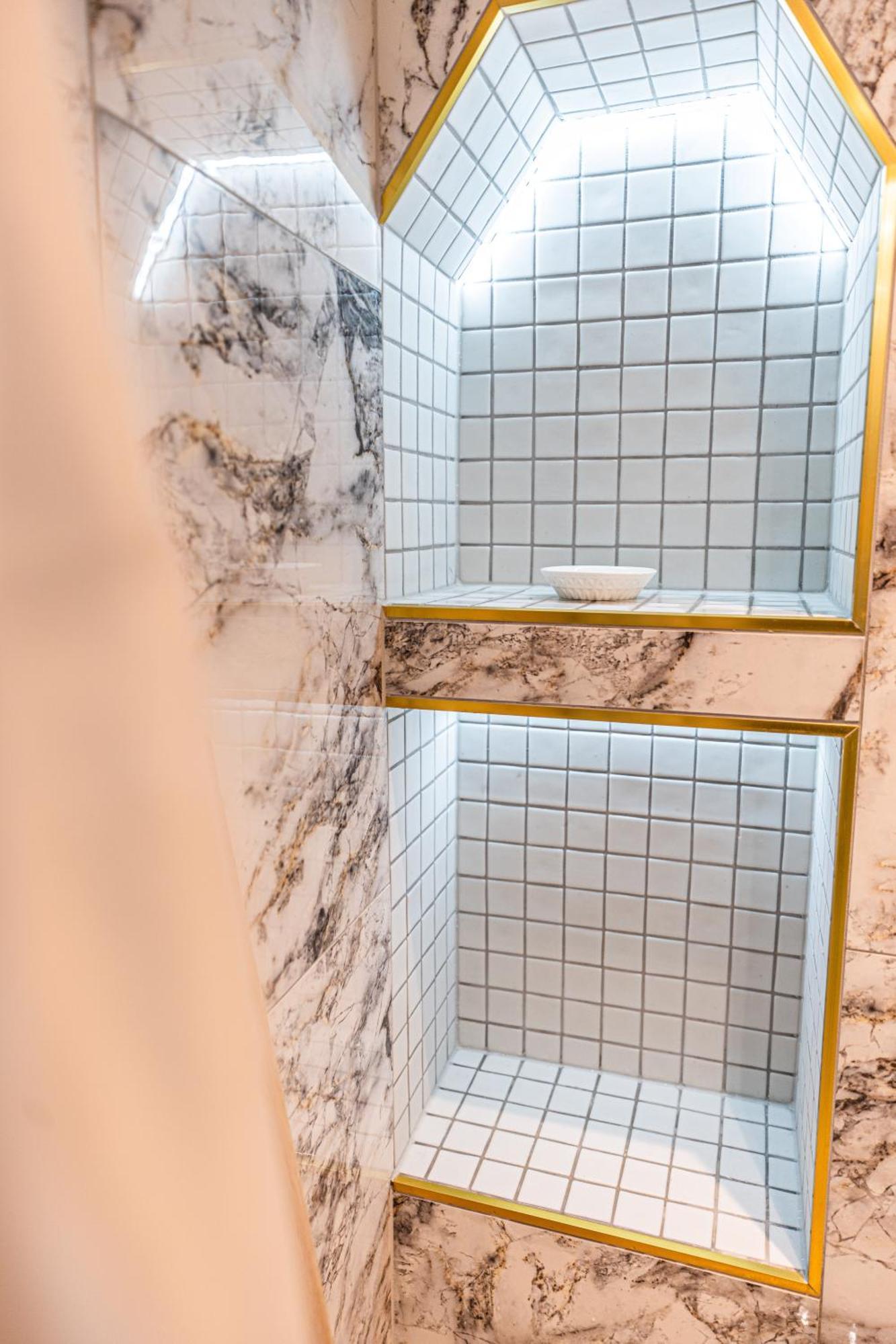 De La Noblesse - Designed By C.m * Selestat