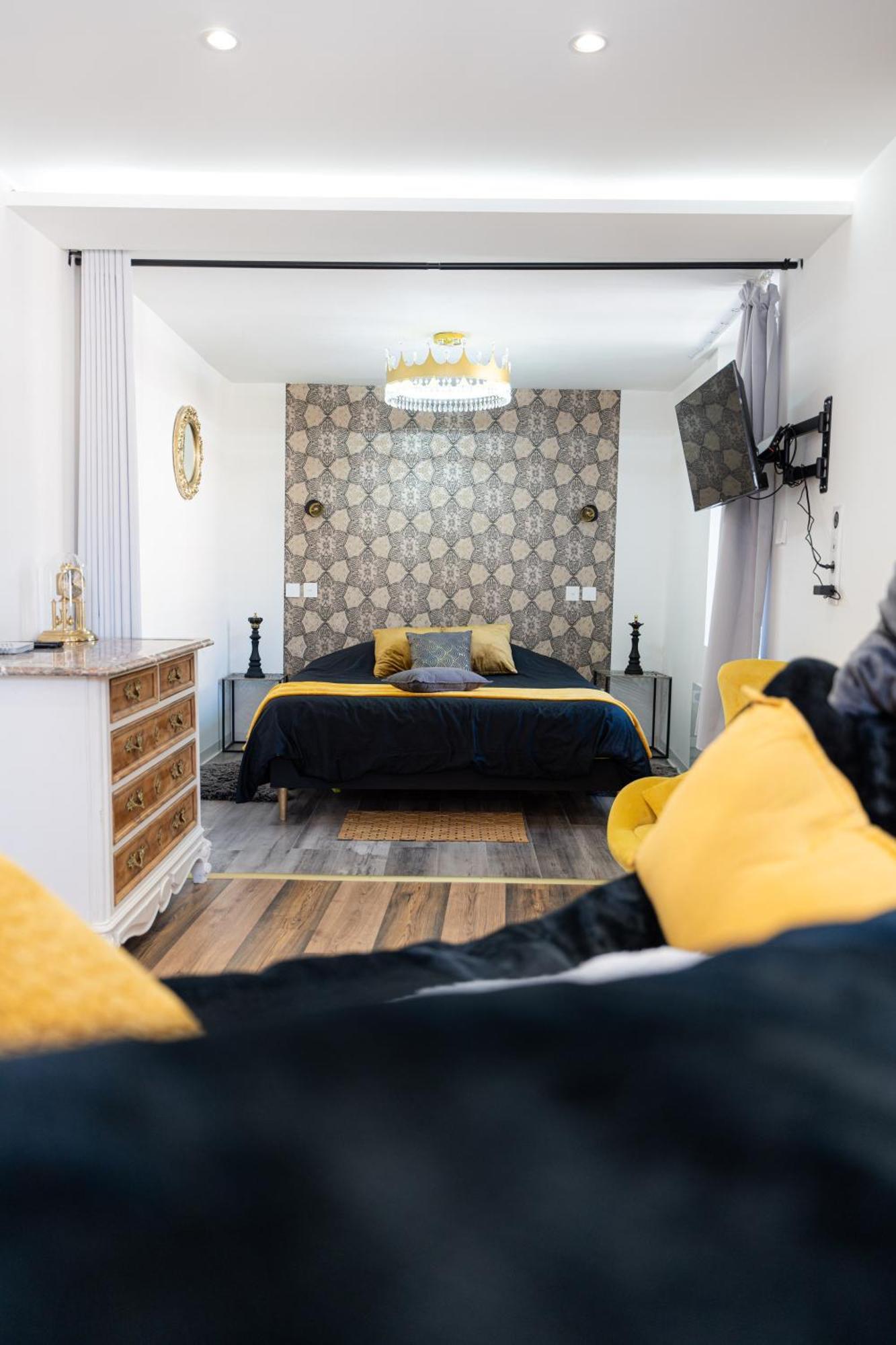 Apartment De La Noblesse - Designed By C.m Selestat